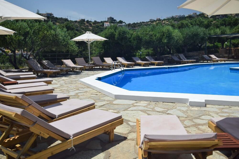מלון Meliti (adults Only) 4*